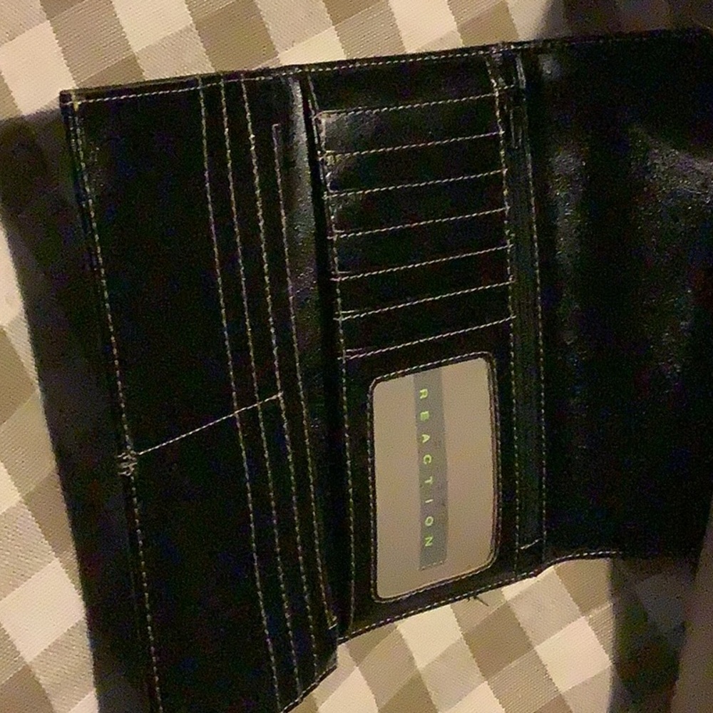 Wallet - Picture 2 of 4